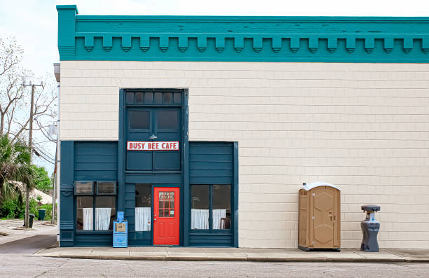 Best Portable toilet rental cost  in Madrid, IA
